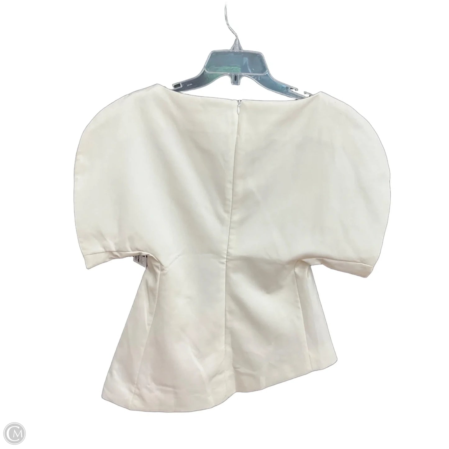 Top Short Sleeve By Clothes Mentor In Cream, Size: S
