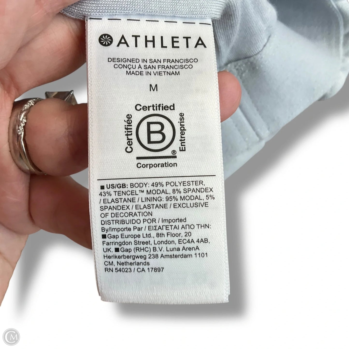 Athletic Top Long Sleeve Hoodie By Athleta In Grey, Size: M
