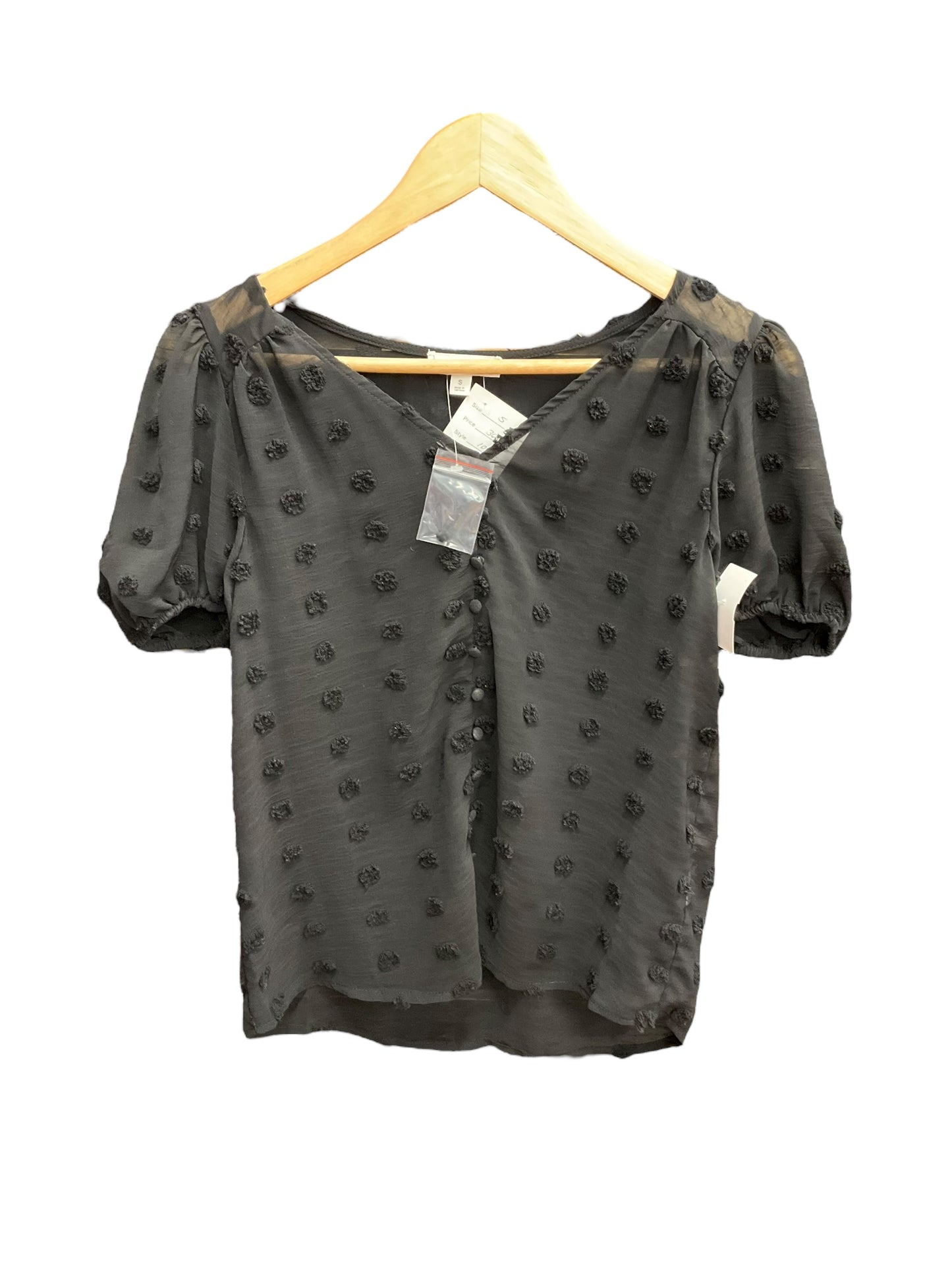 Blouse Short Sleeve By Clothes Mentor Size: S