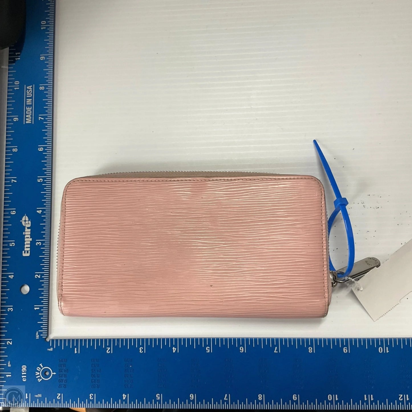 Wallet Luxury Designer By Louis Vuitton, Size: Medium