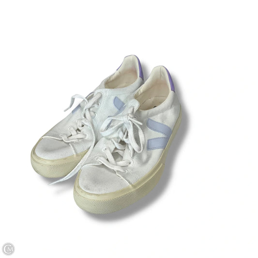 Shoes Sneakers By Veja In White, Size: 8