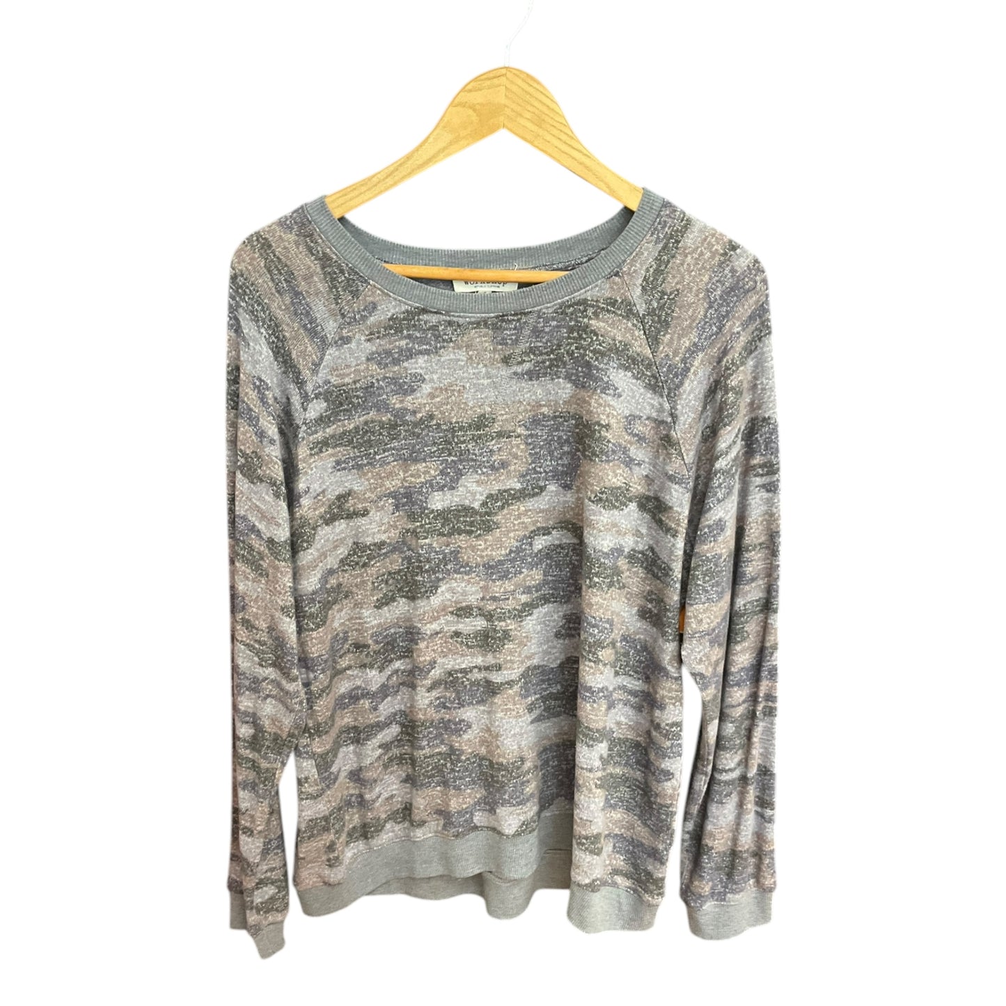 Top Long Sleeve Basic By Workshop In Camouflage Print, Size: L