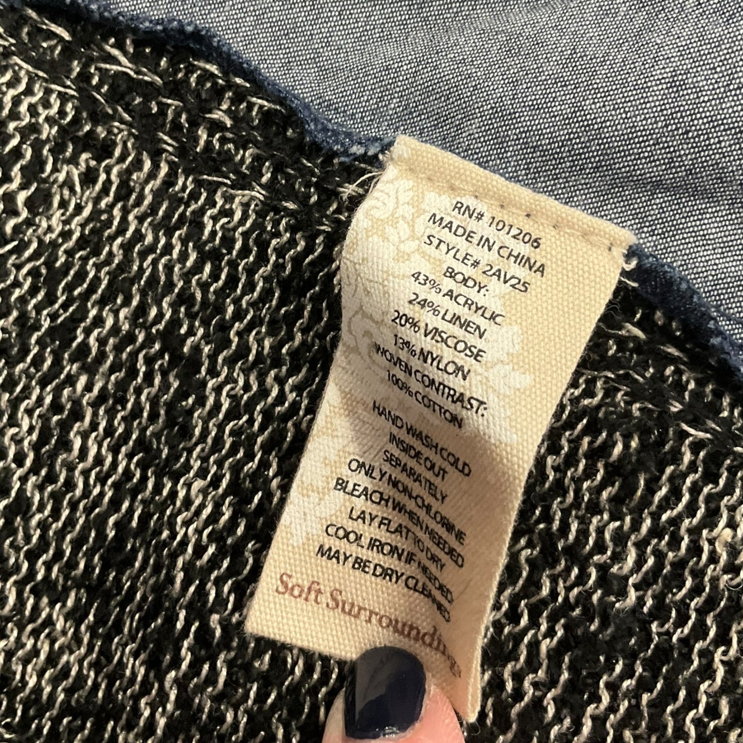 Top Long Sleeve By Soft Surroundings In Black, Size: L