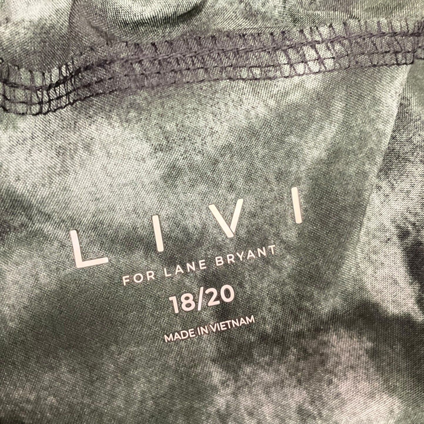Athletic Pants By Livi Active In Green, Size: 1x