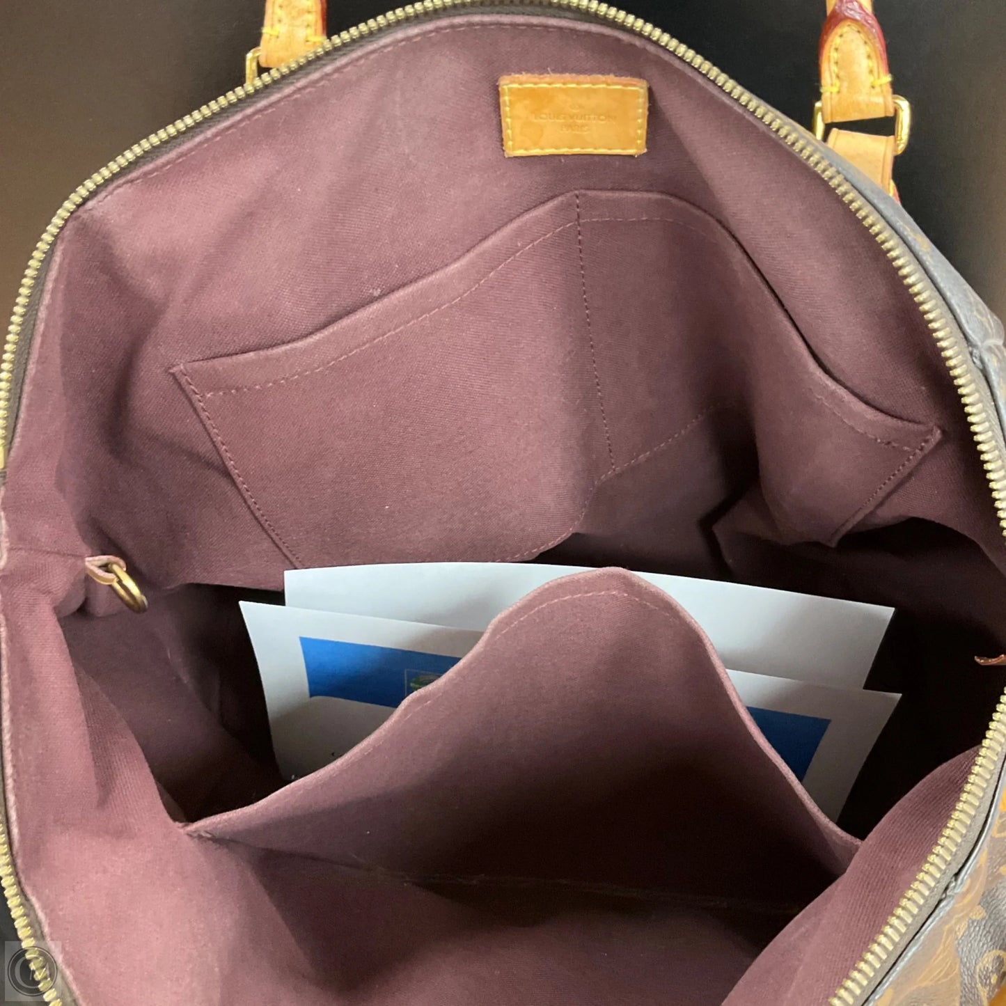 Handbag Luxury Designer By Louis Vuitton, Size: Large