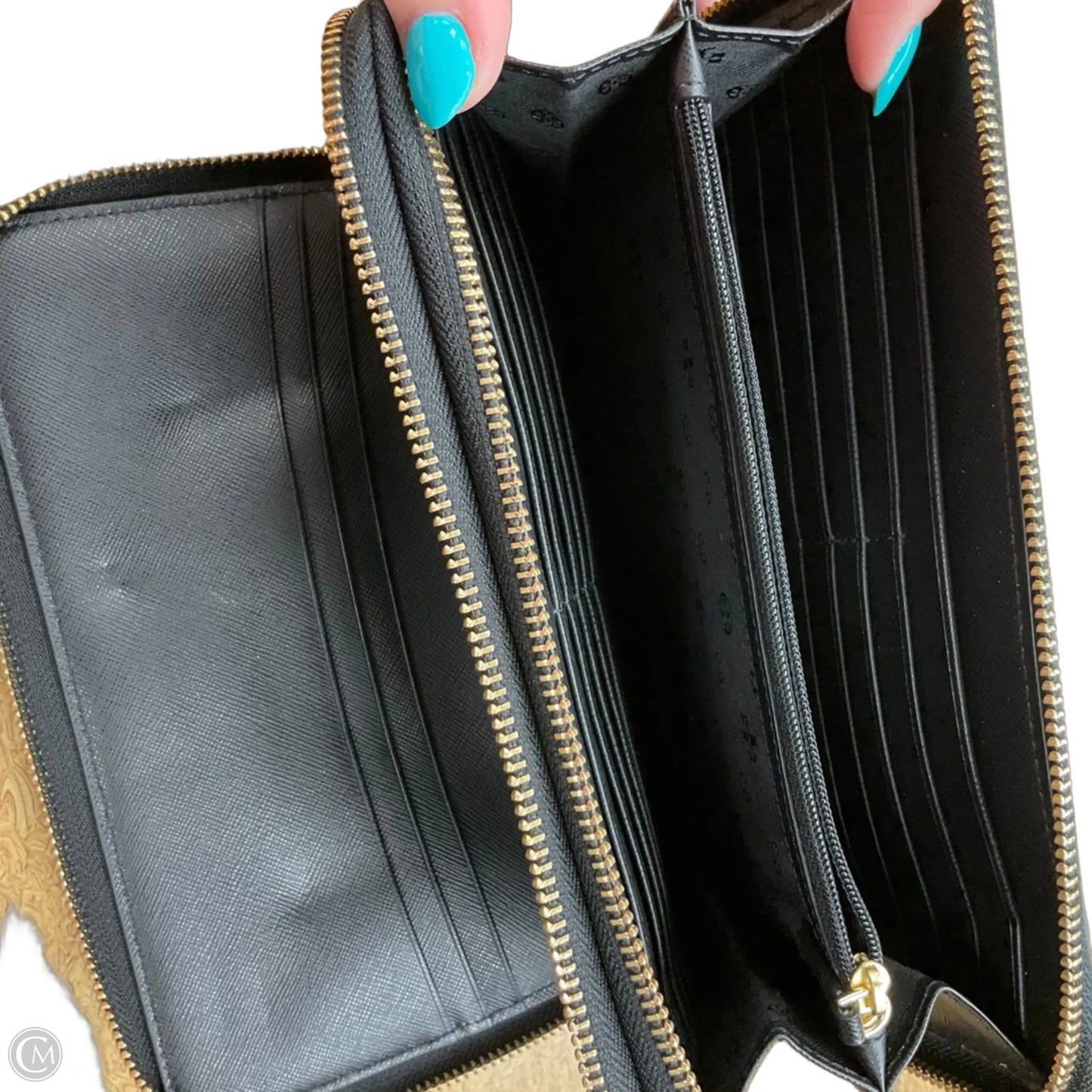 Clutch Designer By Tory Burch, Size: Medium