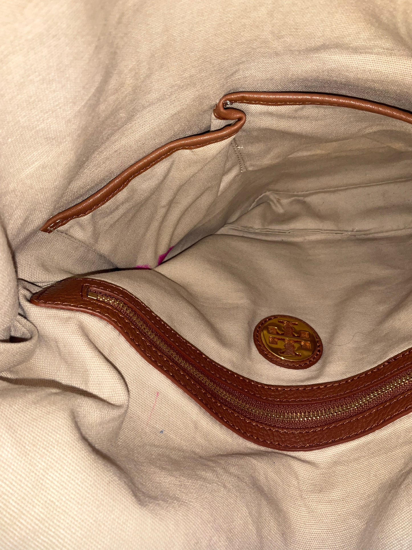 Crossbody Designer By Tory Burch Size: Medium