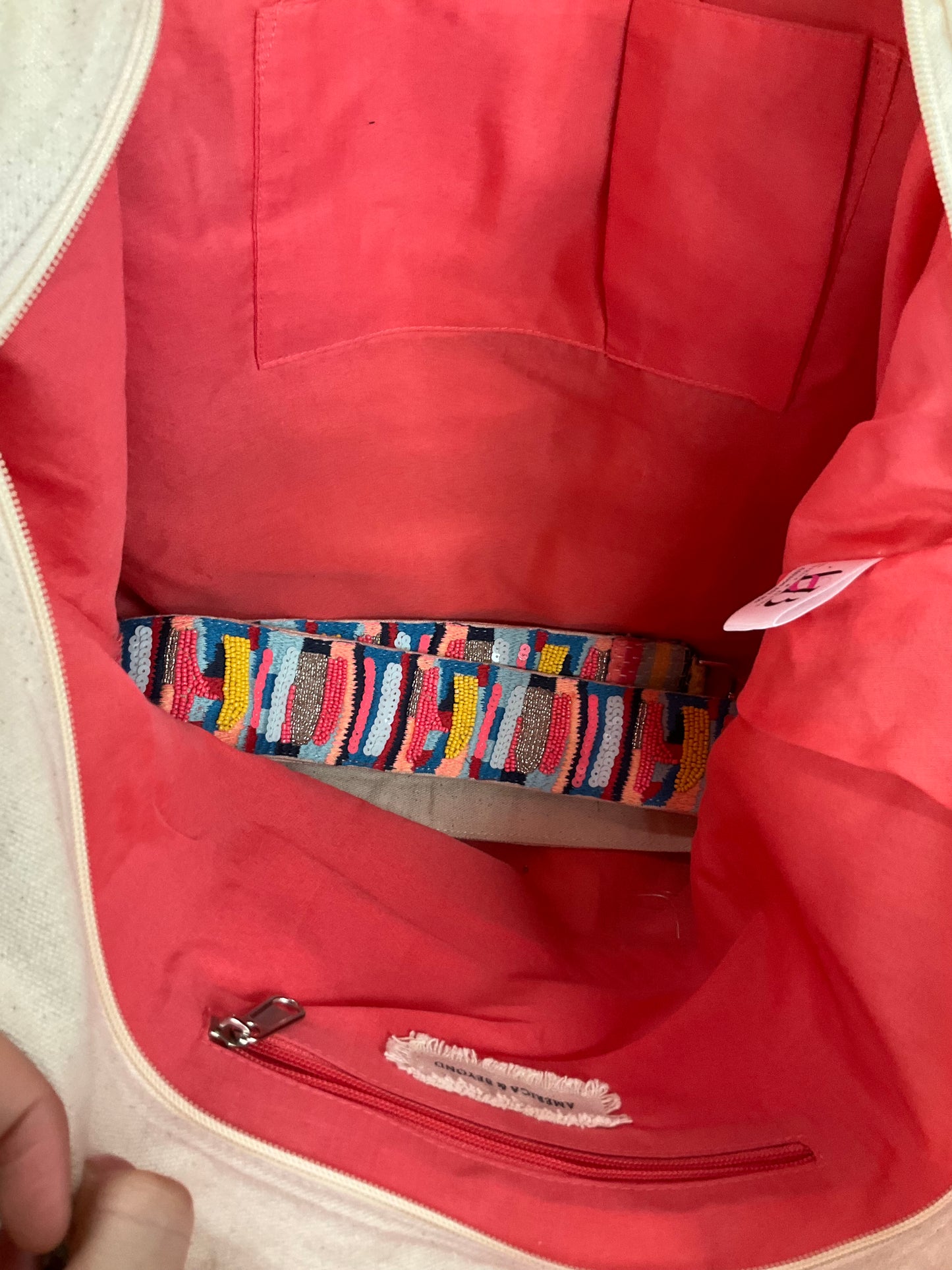 Tote By Cmb, Size: Large