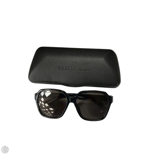 Sunglasses Luxury Designer By Balenciaga, Size: