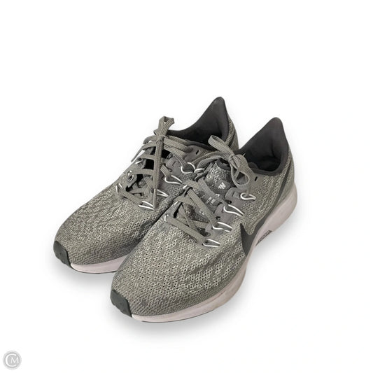 Shoes Athletic By Nike Apparel In Grey, Size: 6