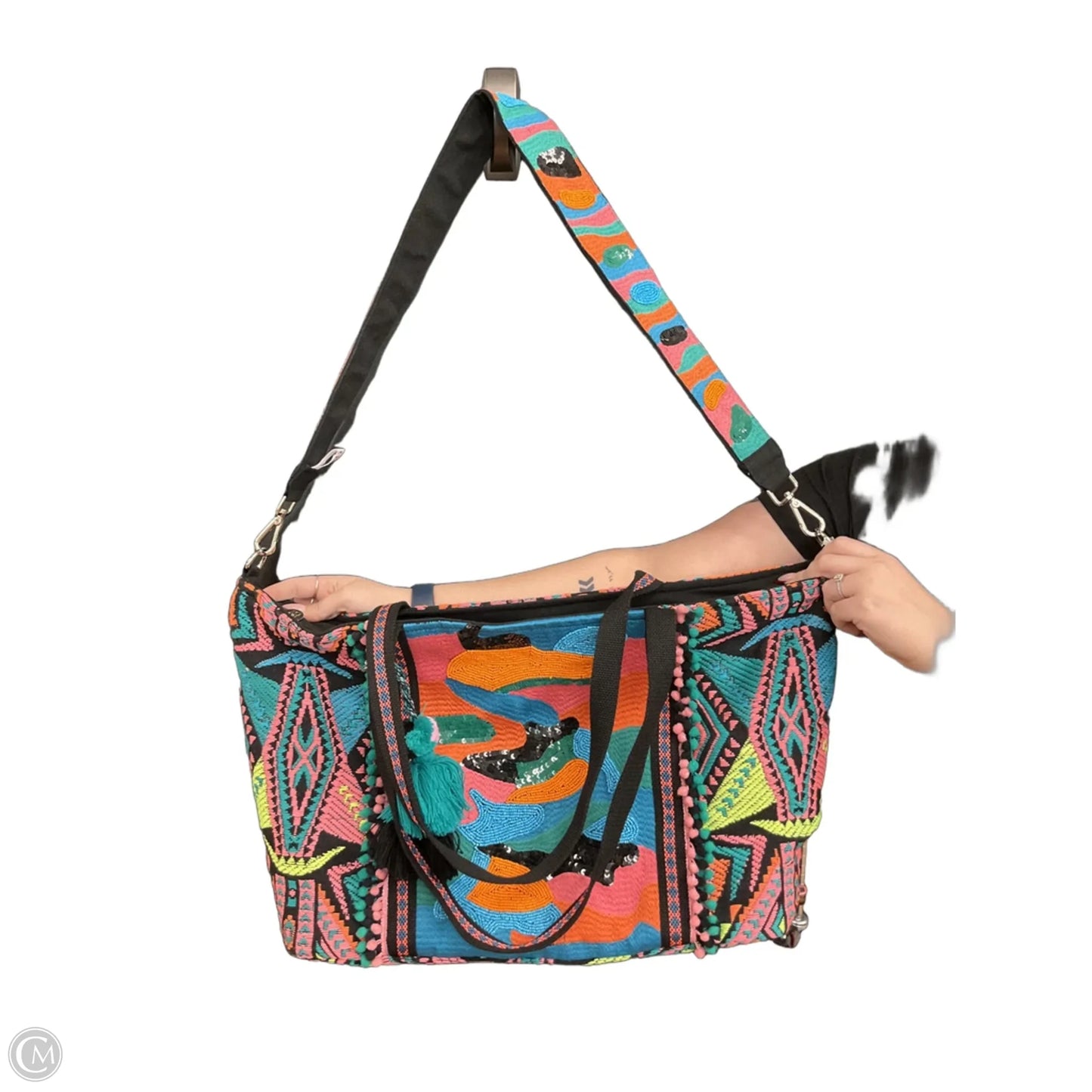 Tote By Cmb, Size: Large