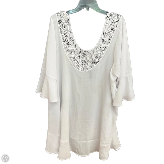 Dress Casual Short By Torrid In White, Size: 3x