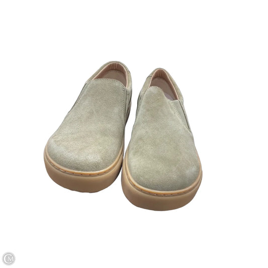 Shoes Flats By Birkenstock In Green, Size: 7
