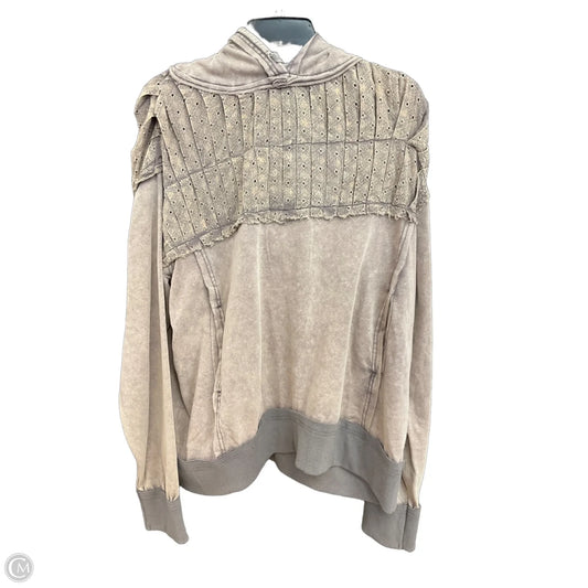 Top Long Sleeve By Gimmicks In Tan, Size: Xl