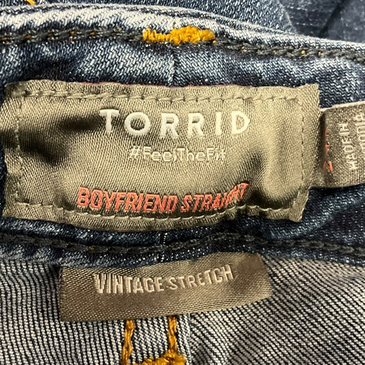 Jeans Cropped By Torrid In Blue, Size: 24