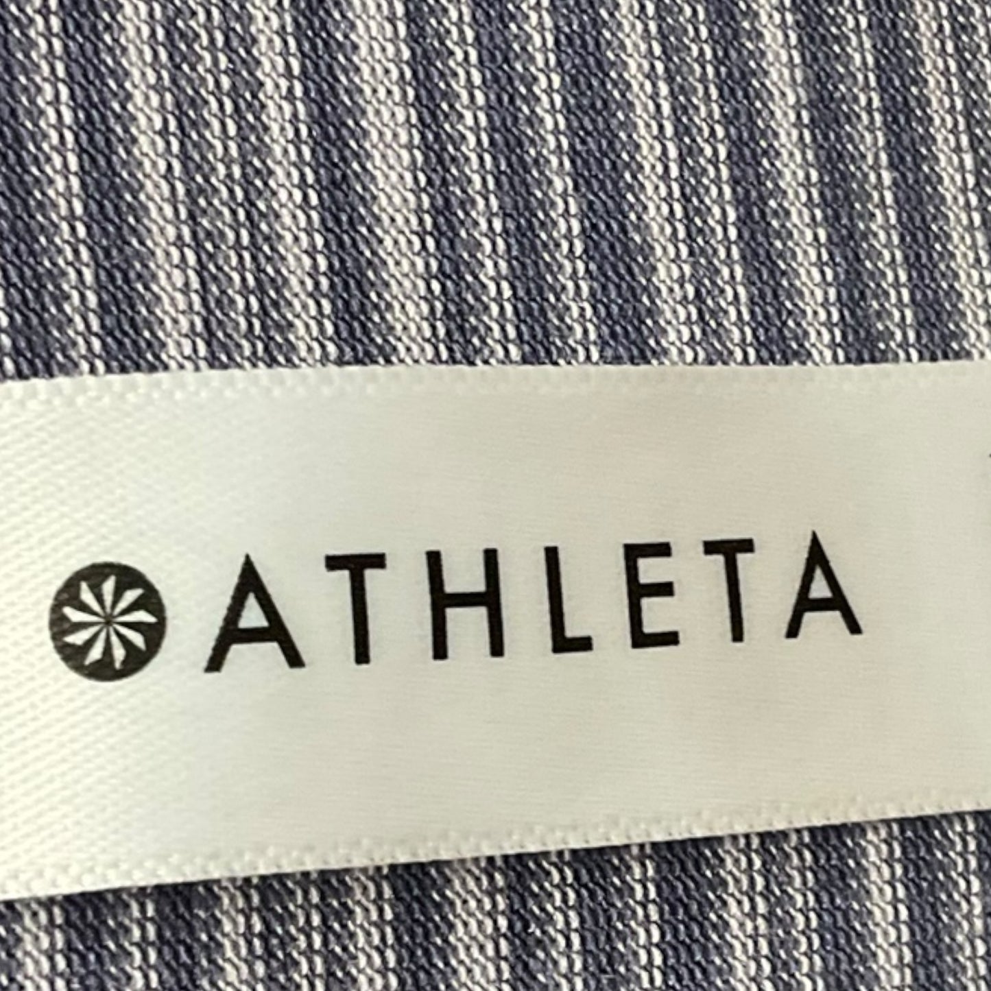 Athletic Tank Top By Athleta In Striped Pattern, Size: L