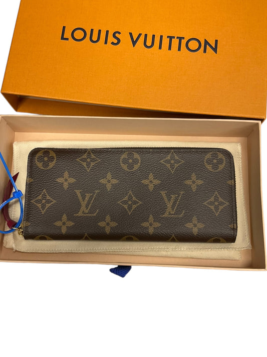 Wallet Luxury Designer By Louis Vuitton, Size: Medium