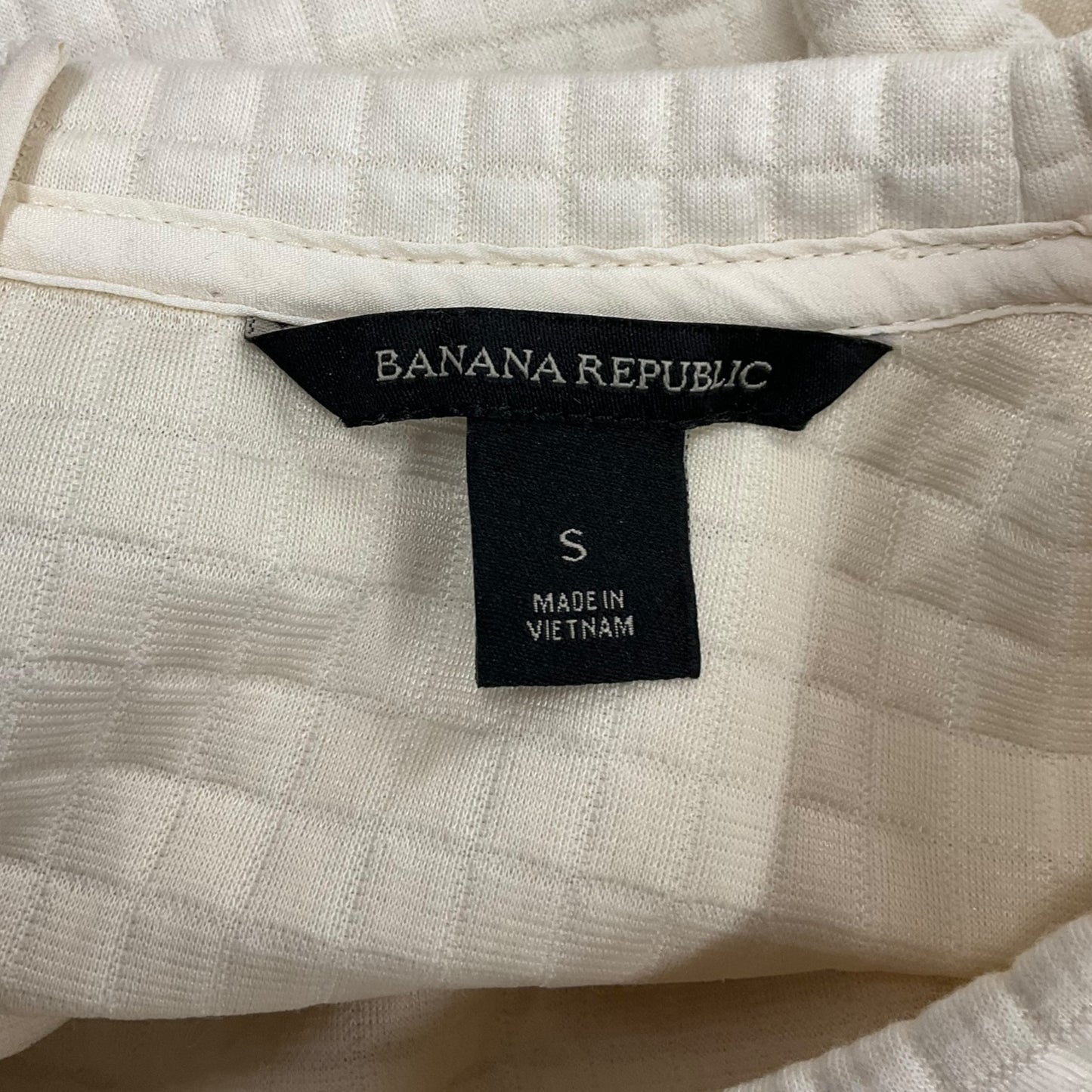 Top 3/4 Sleeve By Banana Republic In Cream, Size: S