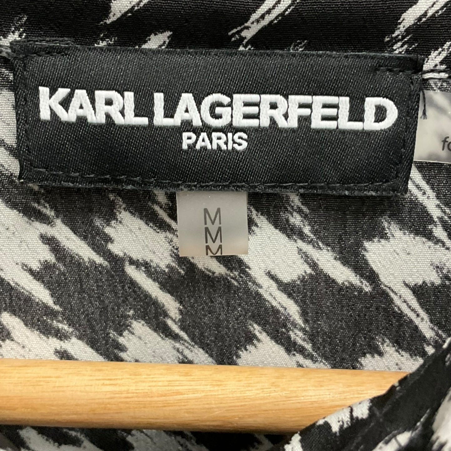 Blouse Long Sleeve By Karl Lagerfeld In Black & White, Size: M