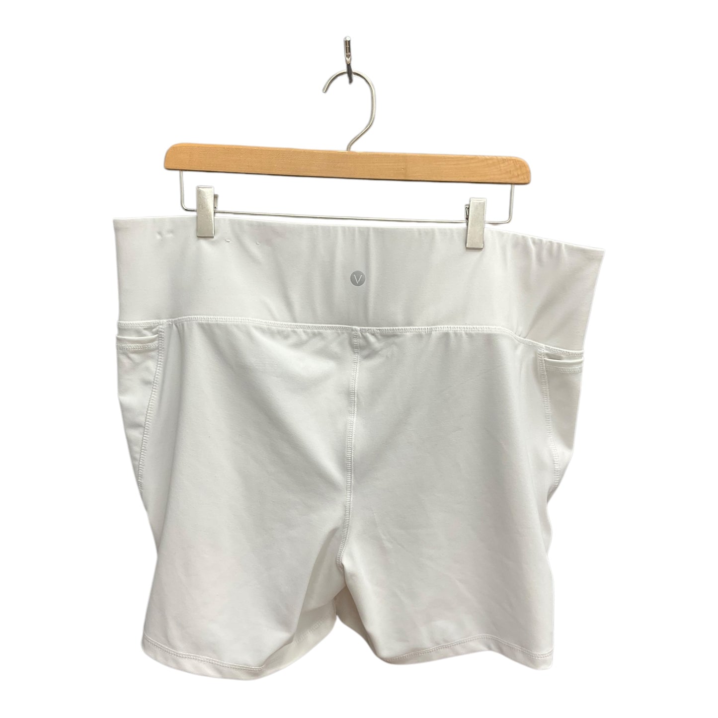 Athletic Shorts By Livi Active In White, Size: 2x