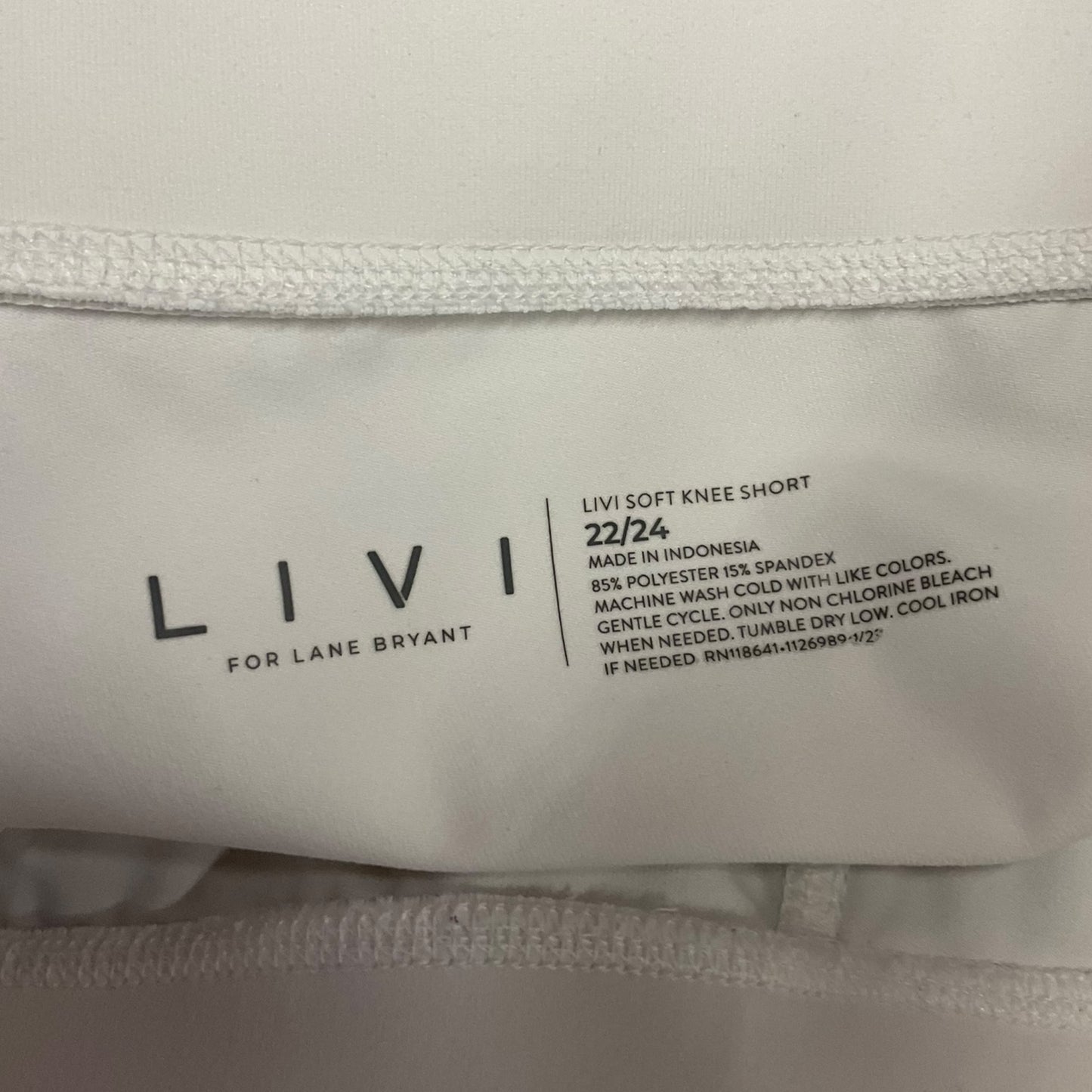 Athletic Shorts By Livi Active In White, Size: 2x