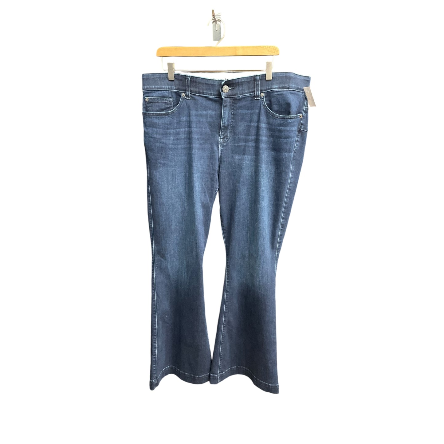 Jeans Flared By Torrid In Blue Denim, Size: 20