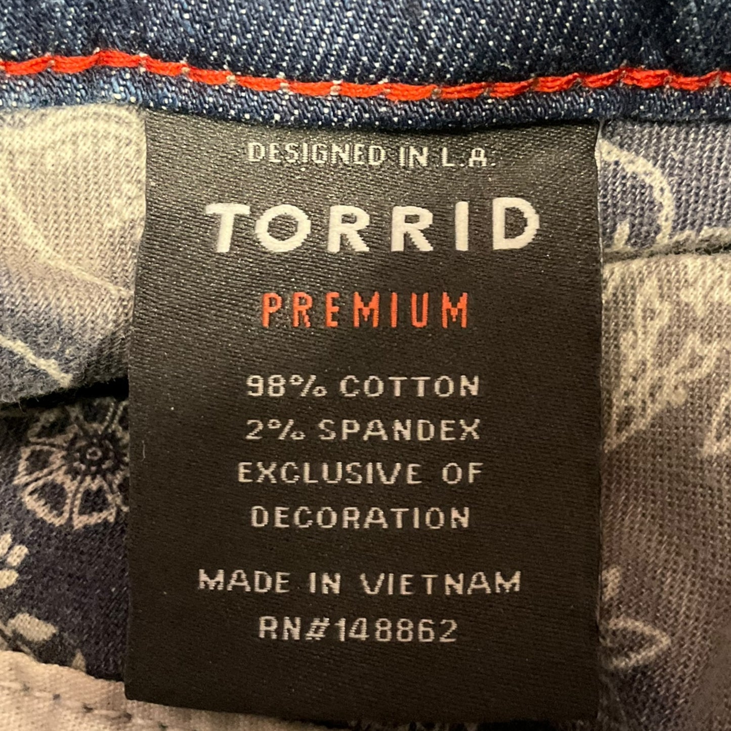 Jeans Straight By Torrid In Blue Denim, Size: 22