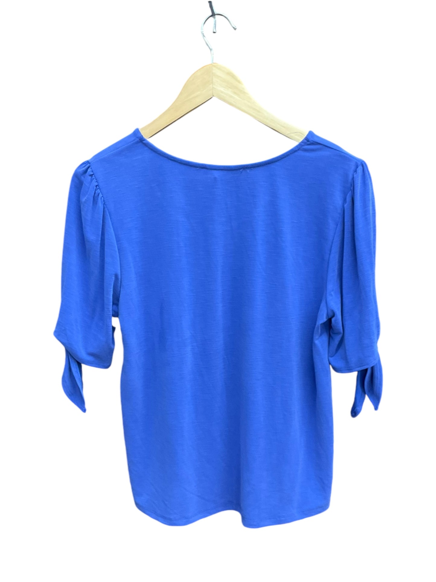 Top Short Sleeve By Jane And Delancey In Blue, Size: L