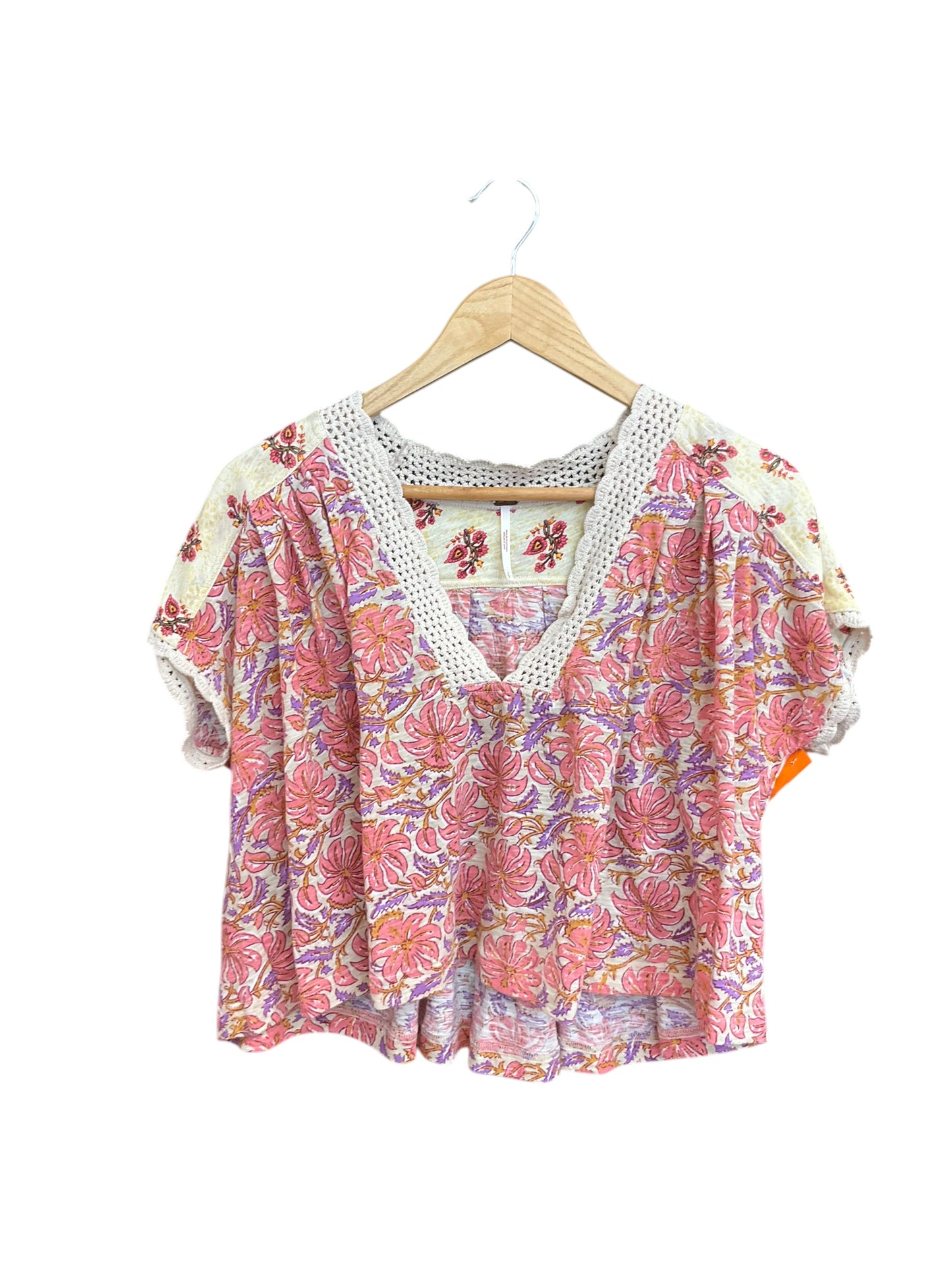 Top Short Sleeve By Free People In Floral Print, Size: S