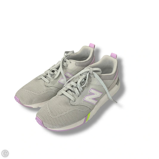 Shoes Athletic By New Balance In Grey, Size: 8
