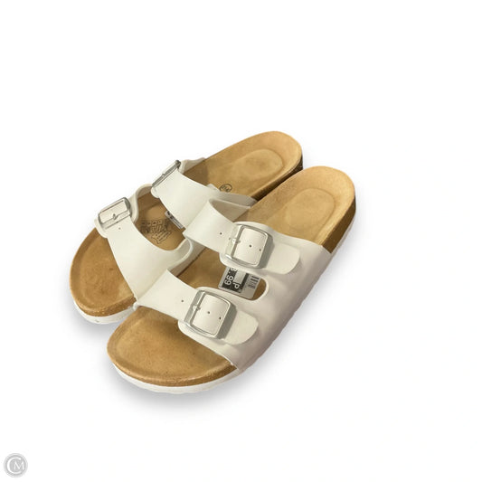 Sandals Flats By Cushionaire In White, Size: 8.5