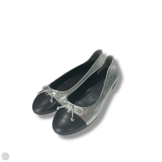 Shoes Designer By Tory Burch In Black & Silver, Size: 7.5