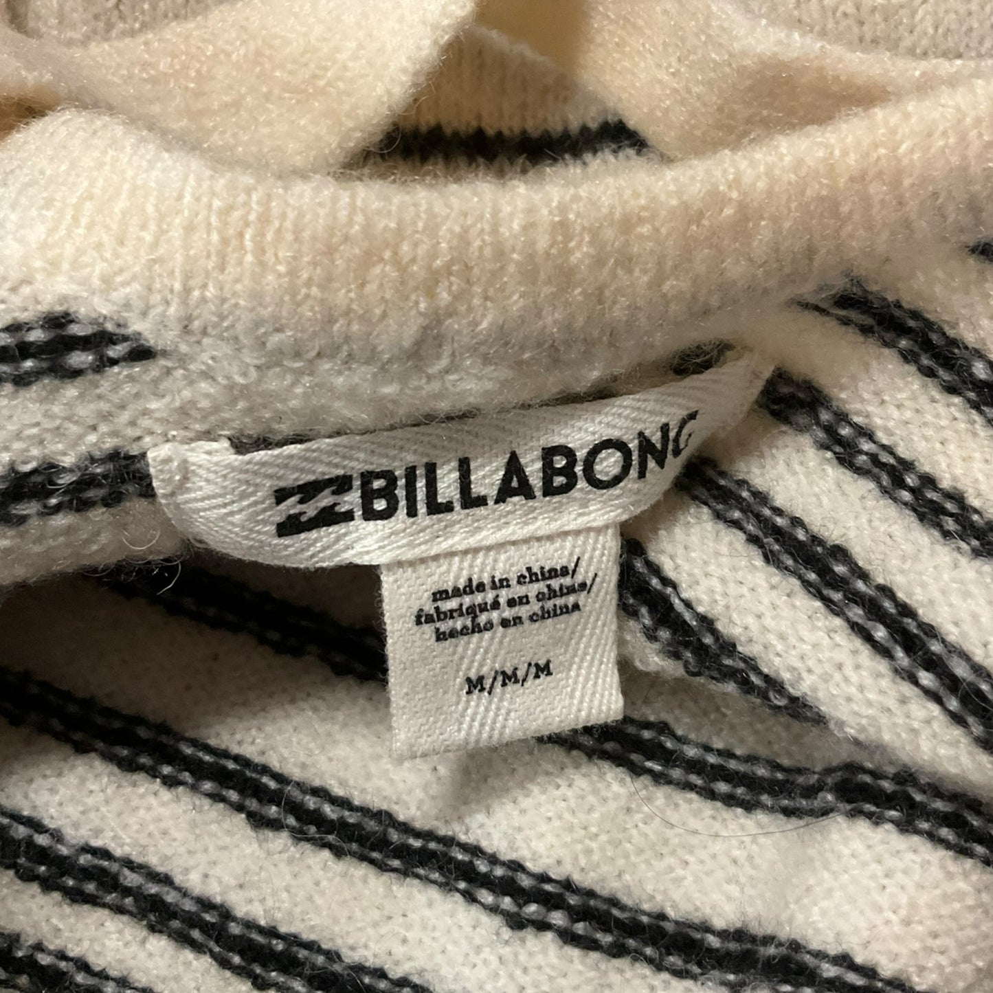 Sweater By Billabong In Black & White, Size: M