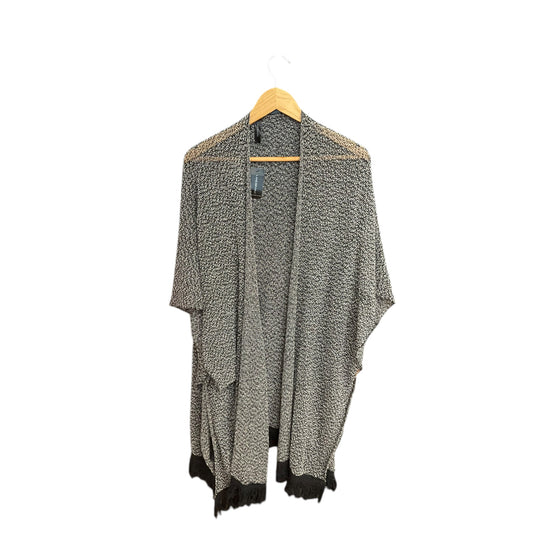 Cardigan By Lane Bryant In Grey, Size: Osfm