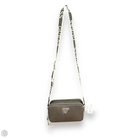 Crossbody By Guess, Size: Medium