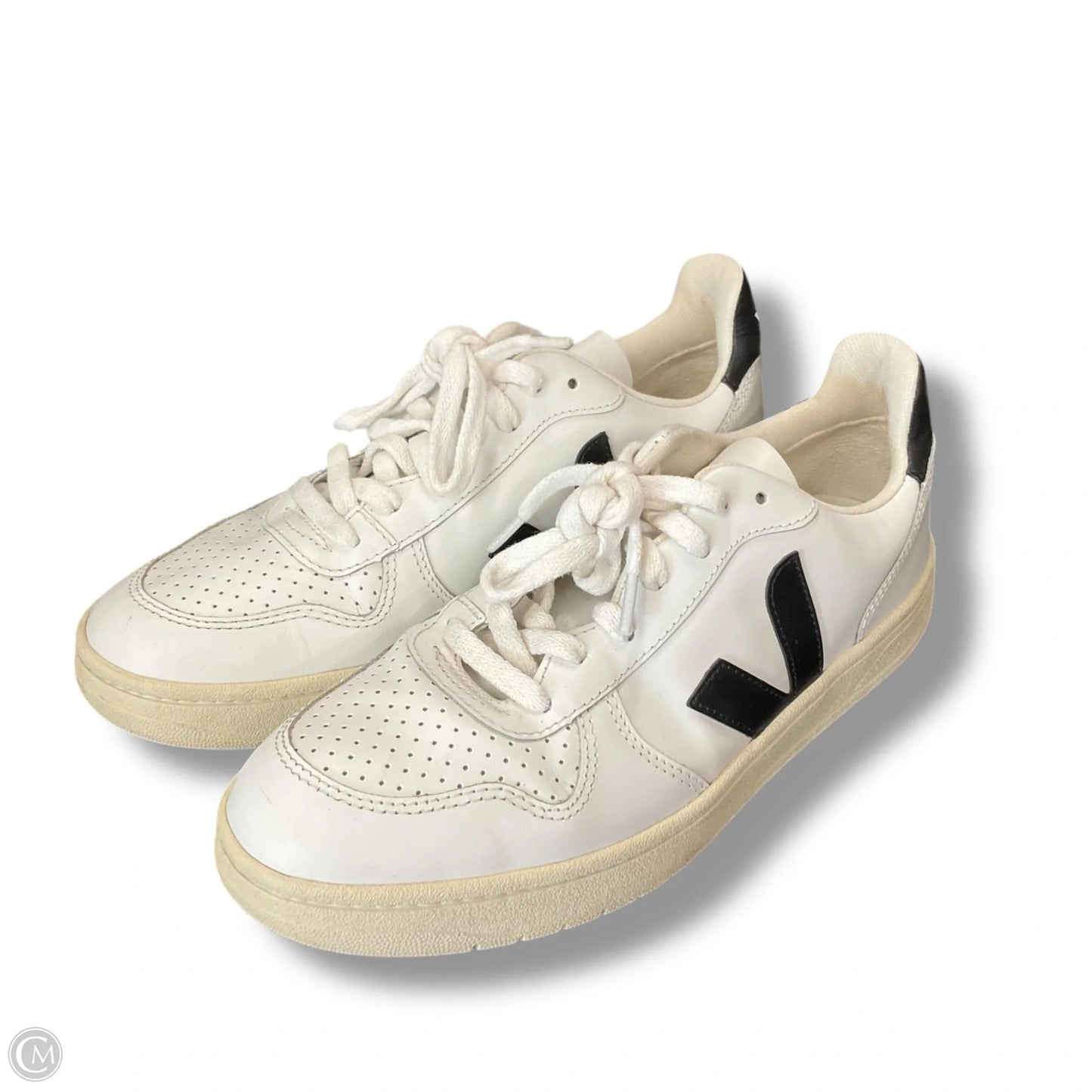 Shoes Sneakers By Veja In Black & White, Size: 9