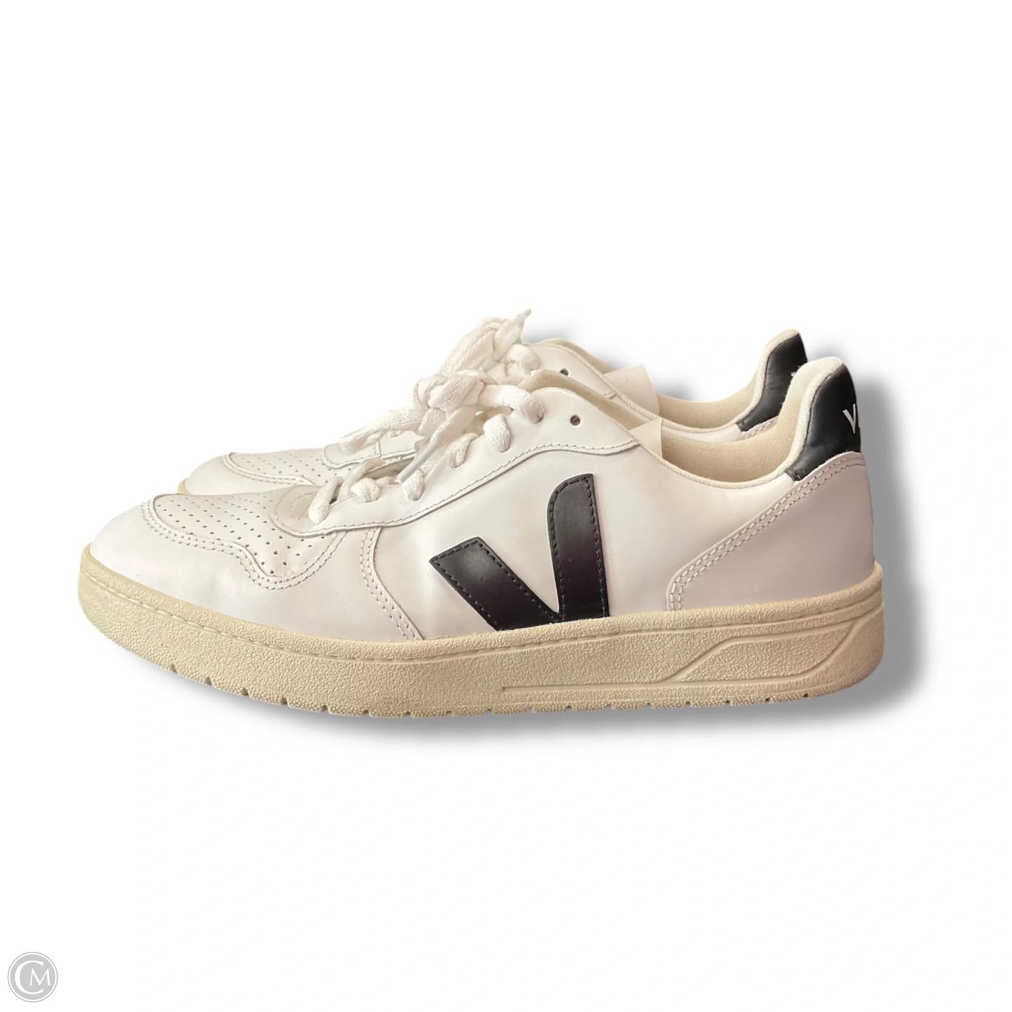 Shoes Sneakers By Veja In Black & White, Size: 9