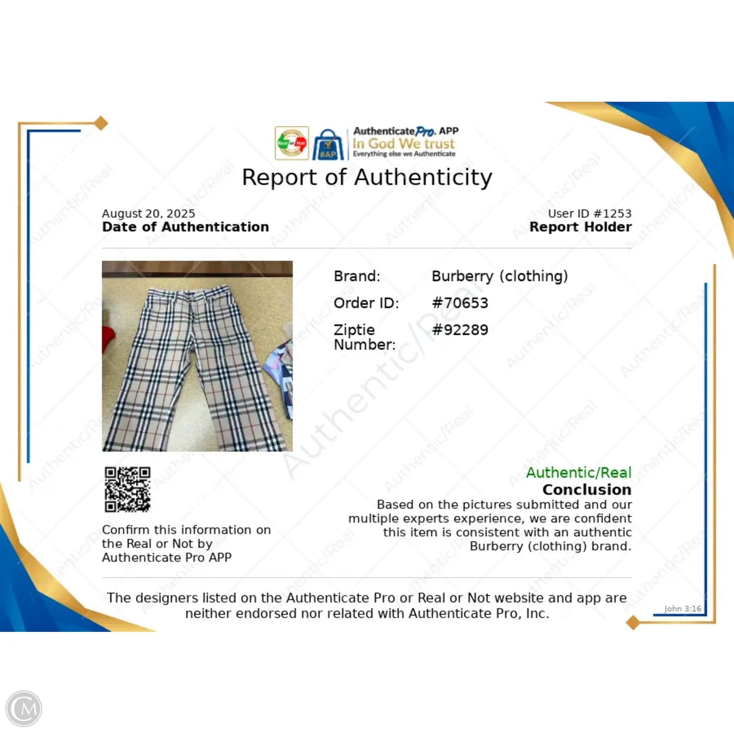 Capris Luxury Designer By Burberry In Plaid Pattern, Size: 4