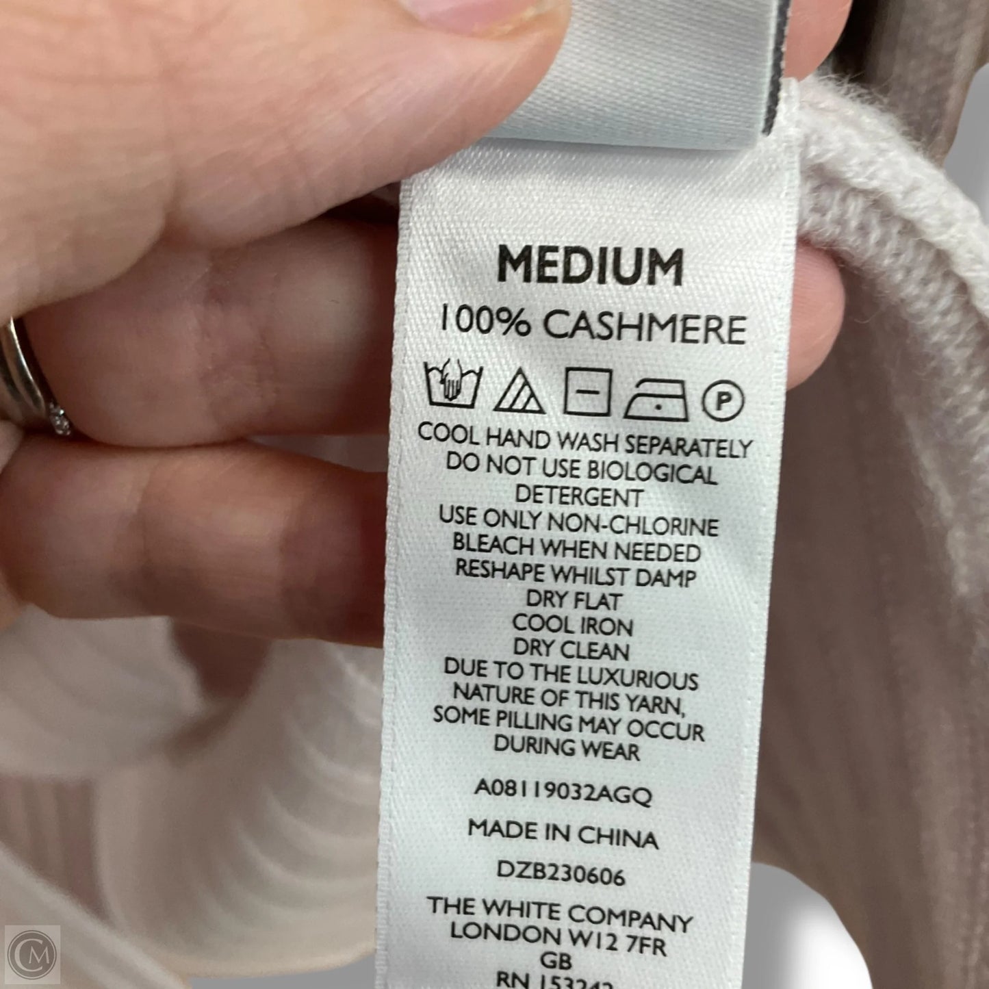Sweater Cashmere By Clothes Mentor In Purple, Size: M