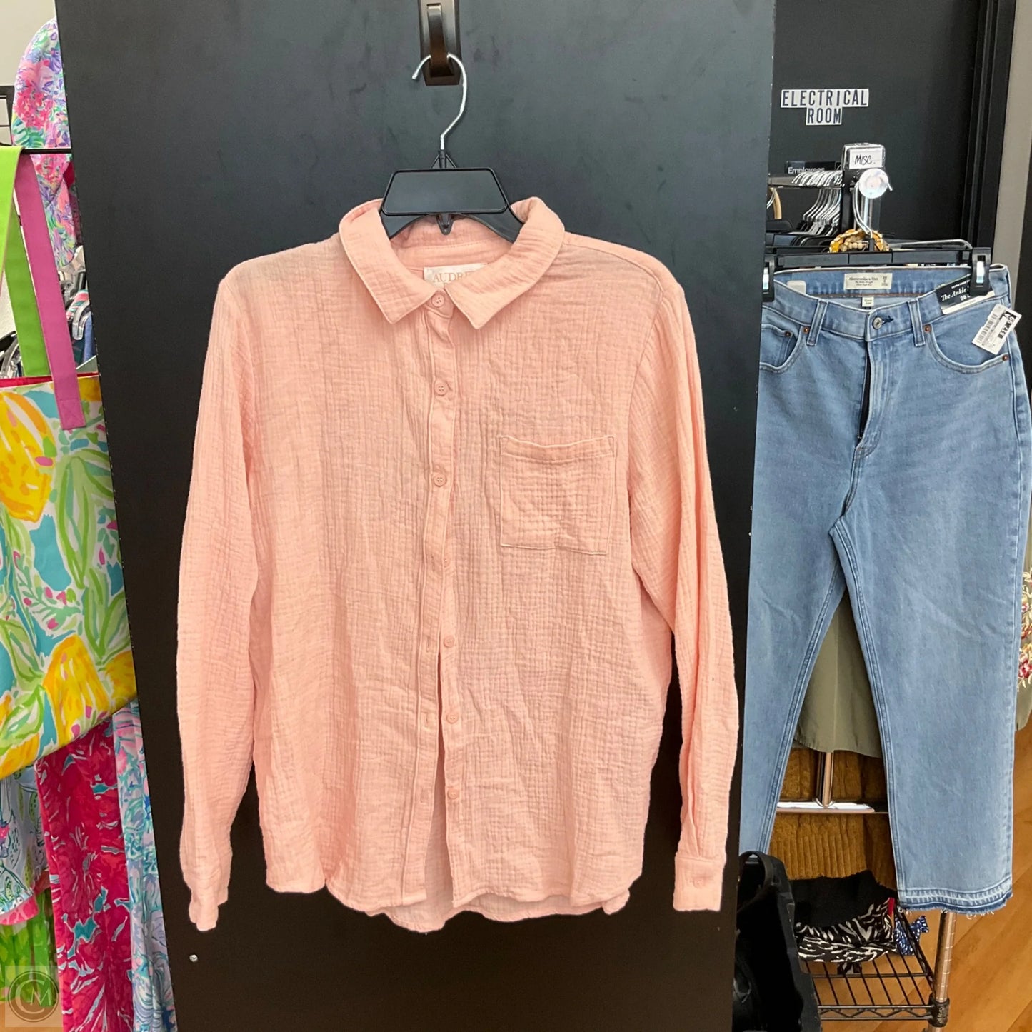 Blouse Long Sleeve By Clothes Mentor In Pink, Size: M