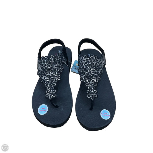 Sandals Flip Flops By Clarks In Black, Size: 10