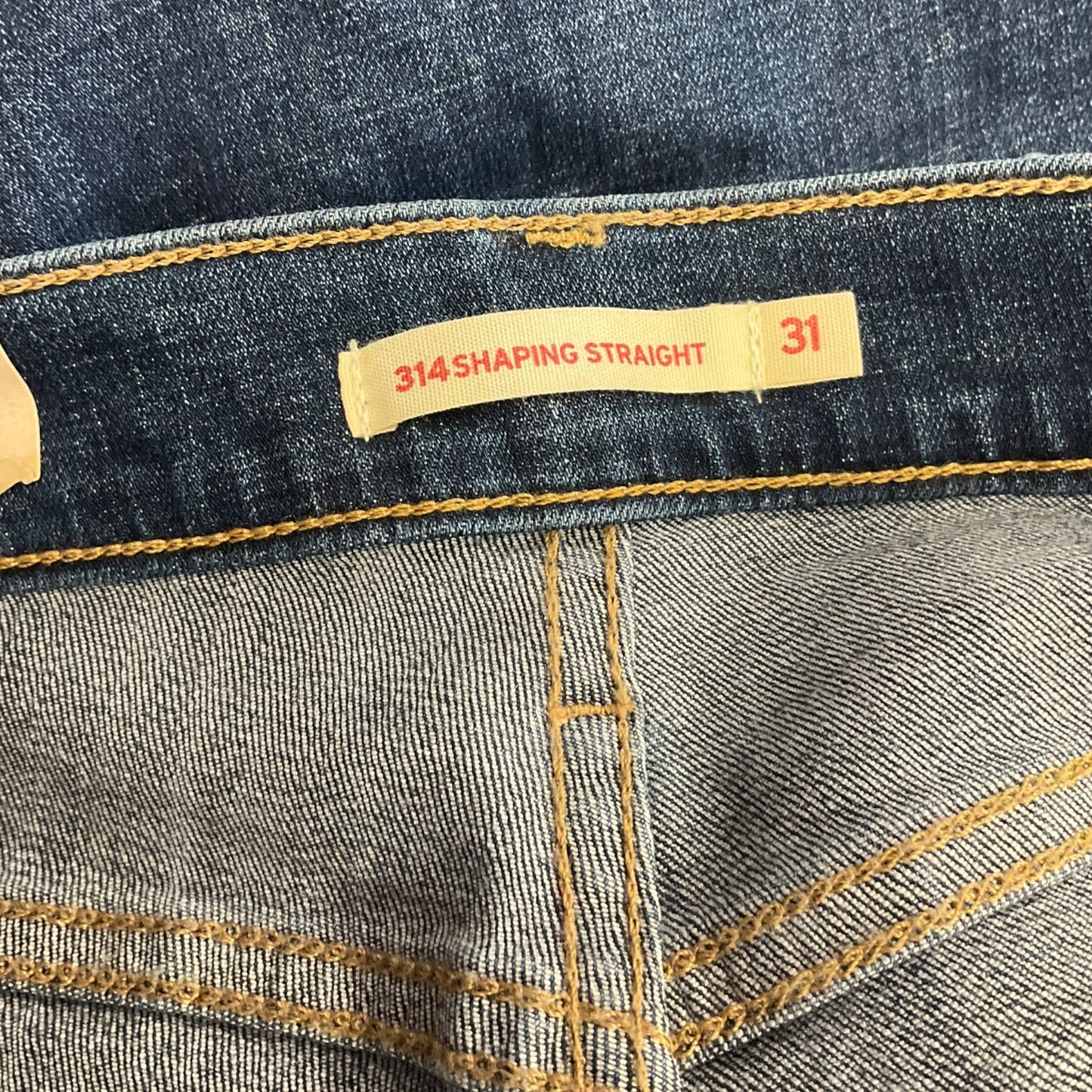 Jeans Straight By Levis In Blue Denim, Size: 8