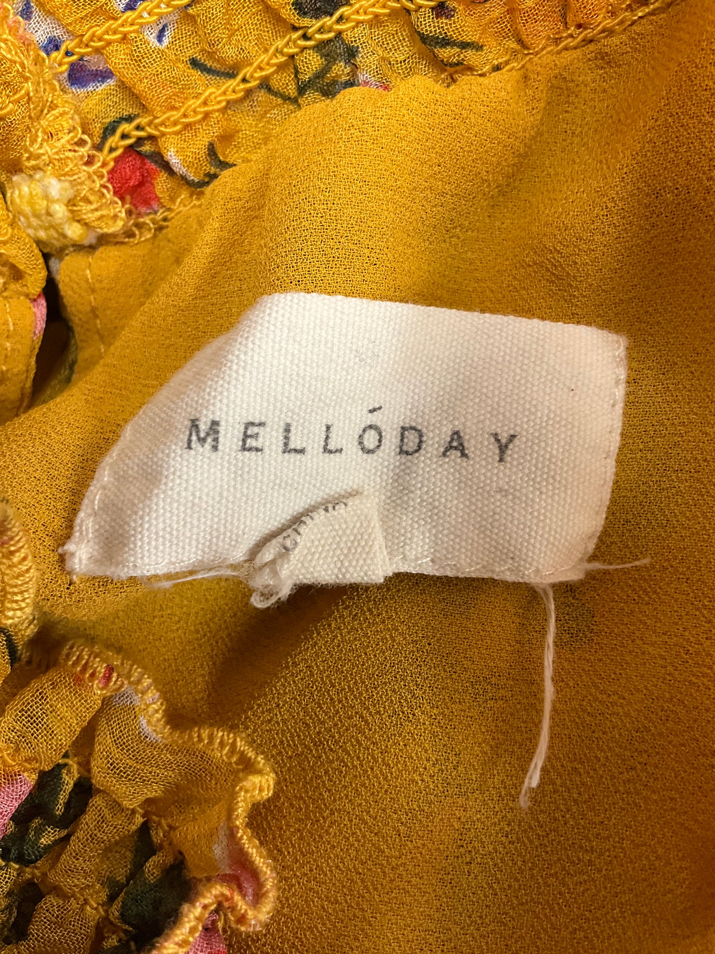 Top Sleeveless By Melloday  Size: L