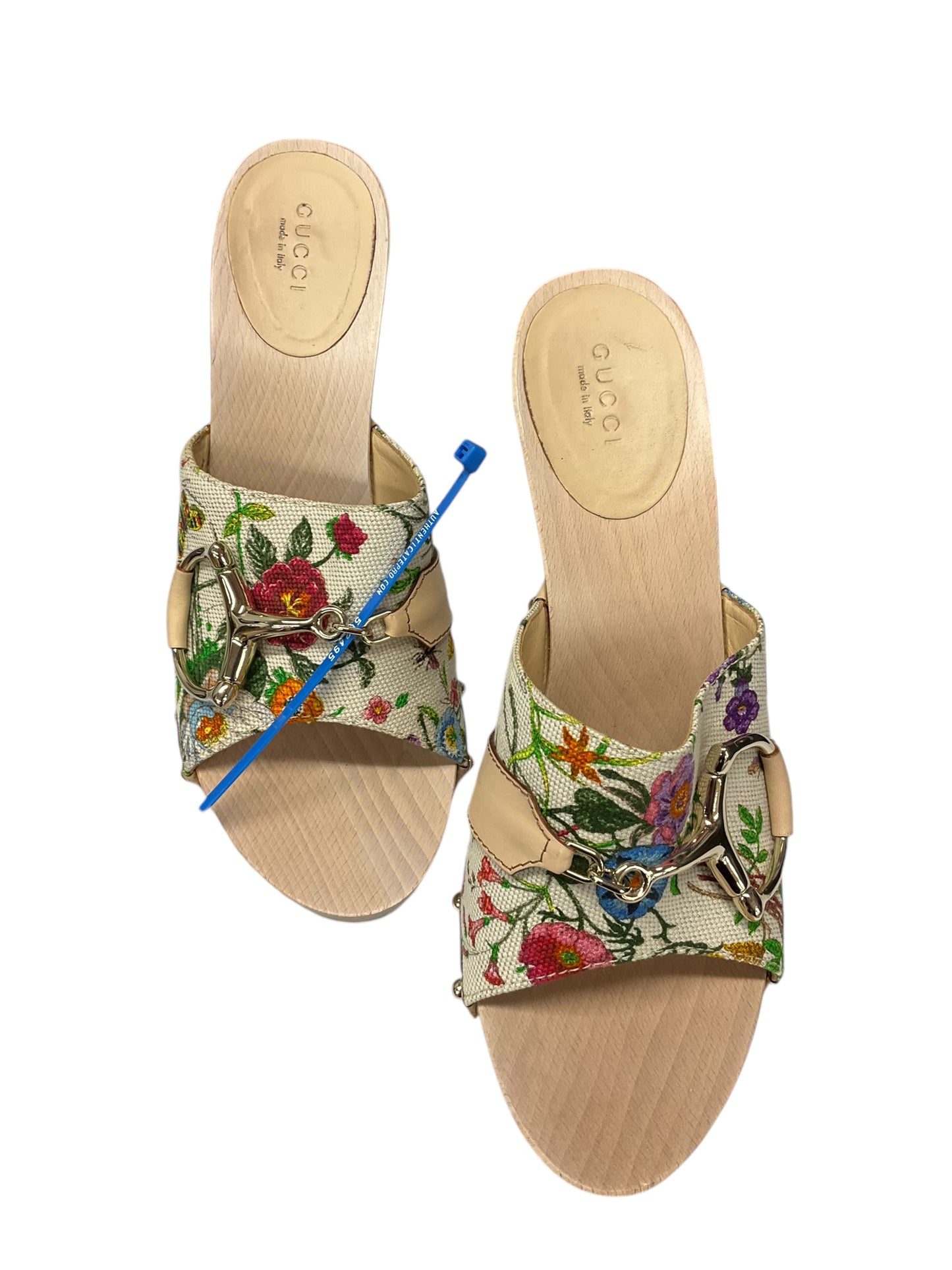 Sandals Luxury Designer By Gucci In Floral Print, Size: 9.5