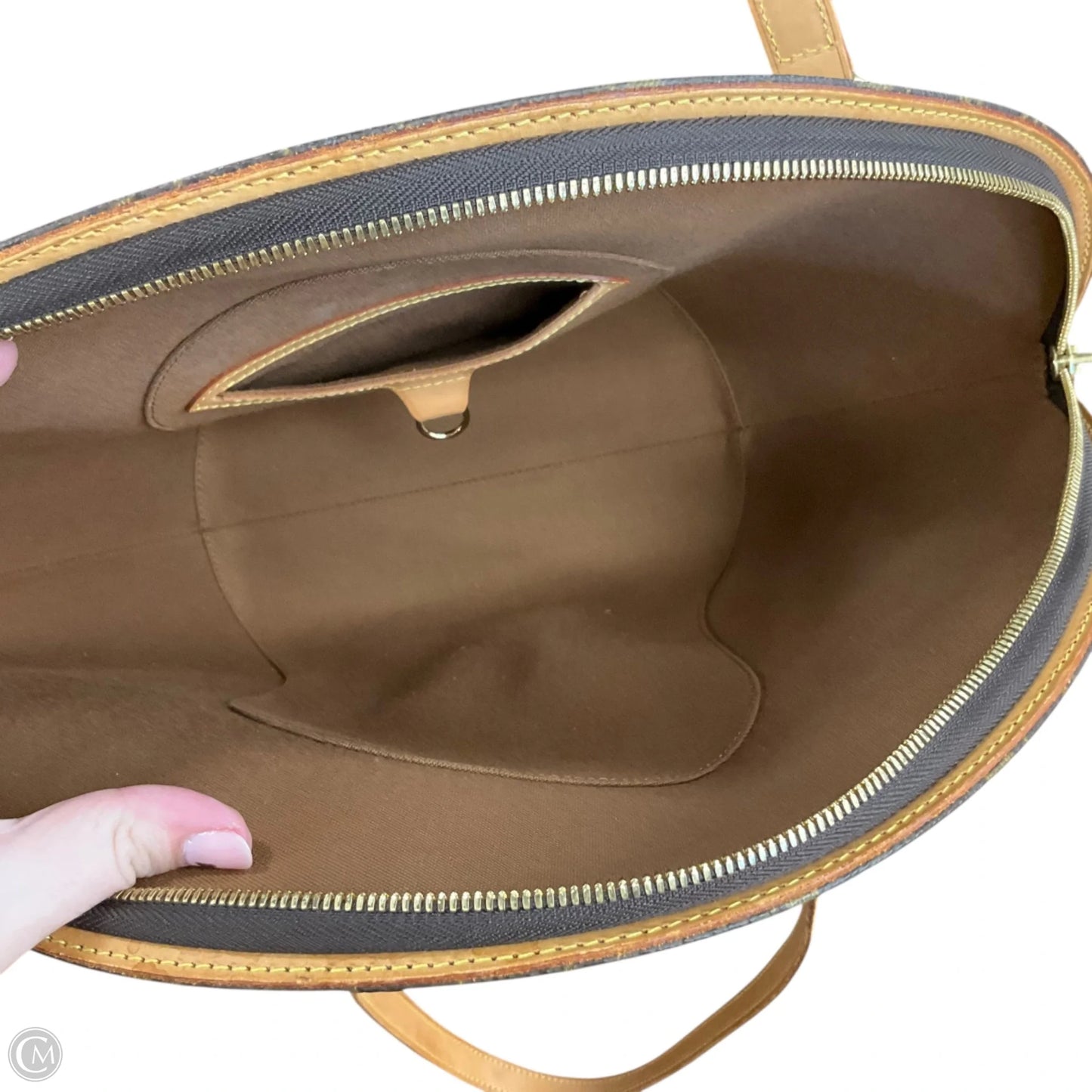 Handbag Luxury Designer By Louis Vuitton, Size: Large