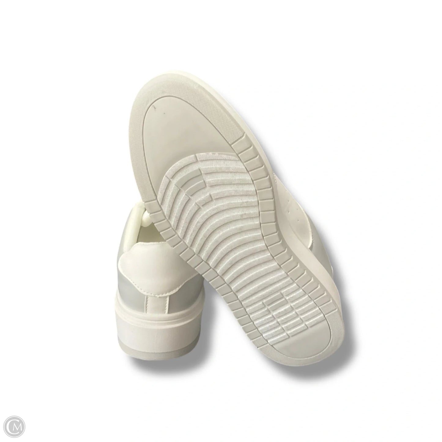 Shoes Athletic By Madden Girl In White, Size: 9