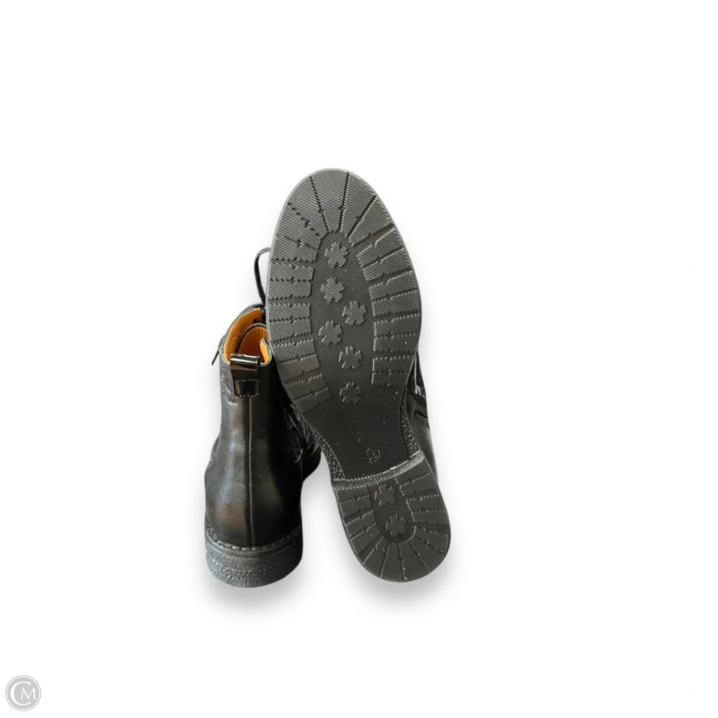 Boots Ankle Flats By Embassy London In Black, Size: 7
