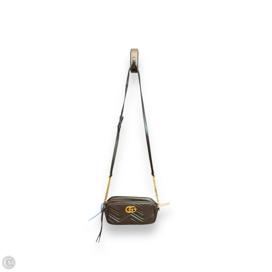 Crossbody Luxury Designer By Gucci, Size: Medium