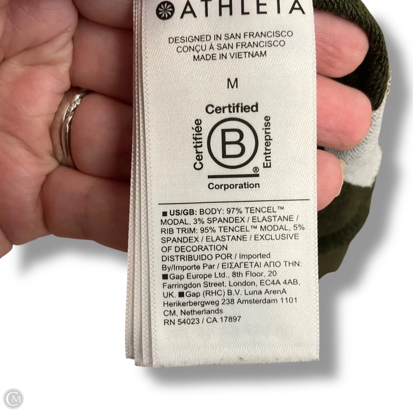 Athletic Top Short Sleeve By Athleta In Green, Size: M
