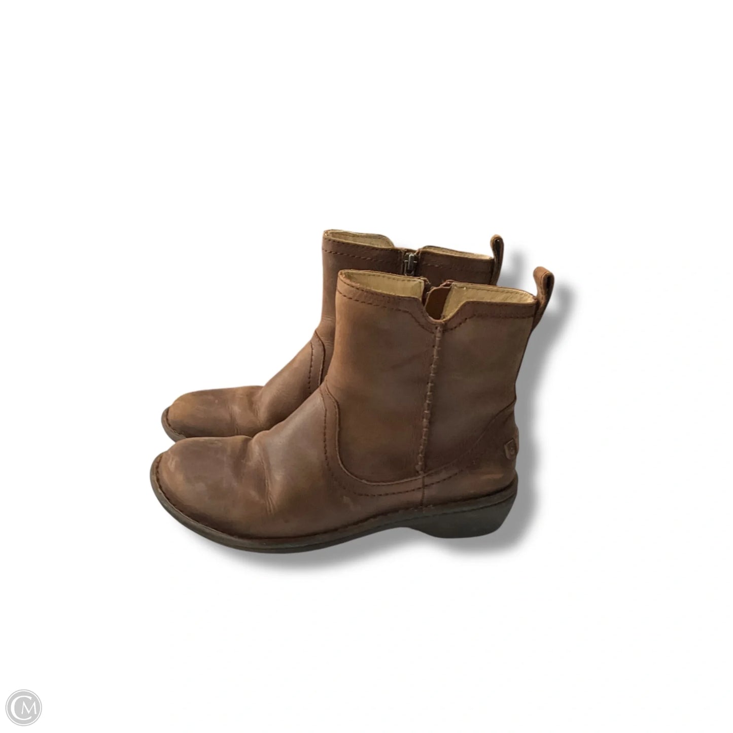 Boots Designer By Ugg In Brown, Size: 8